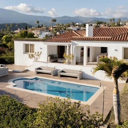 Villa Boho-style In A Quiet Cul-de-sac *