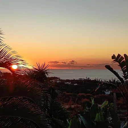 Villa Boho-style In A Quiet Cul-de-sac Estepona